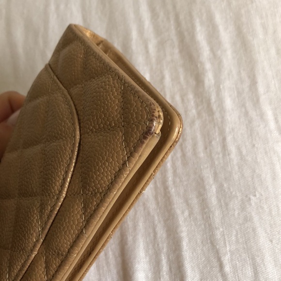 Chanel Wallet - Picture 3 of 10